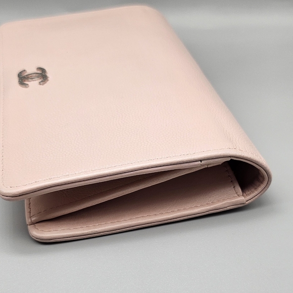 🌸CHANEL Authentic Light Pink Wallet/Clutch🌸 - Picture 6 of 14